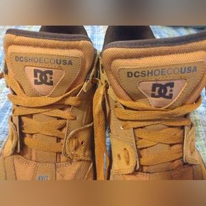 DC Maxwell shoes